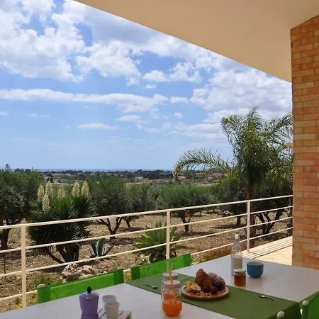 Holiday home Casa Nocellara *